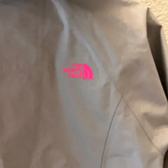 The North Face HyVent 2.5L Hooded Rain Windbreaker Jacket Gray Pink Women’s S - Picture 7 of 12